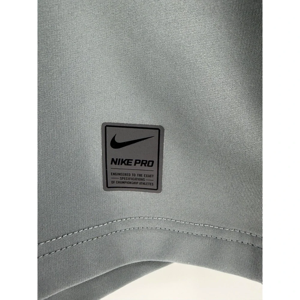 Nike Pro Fitted Half Zip Pullover Gray Long Sleeve Running Top Mens Medium - Picture 2 of 5
